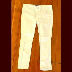 American Eagle White Skinny Jeans
